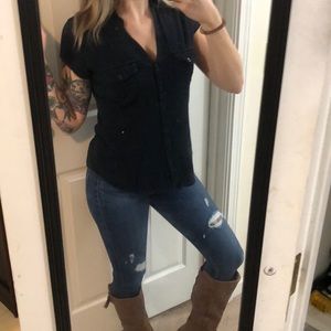 Short sleeve button down